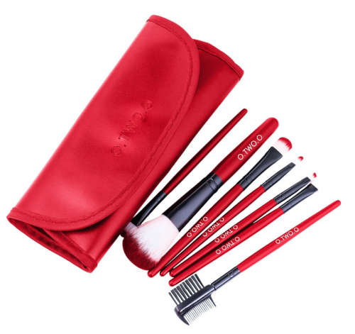 O.TWO.O 7 piece make up brush set Red