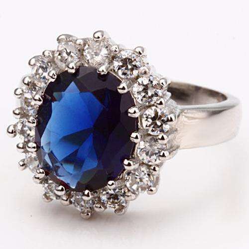 LOCAL STOCK! LUXURY ENGAGEMENT RING WITH AAA CZ DIAMOND! SIZE 8