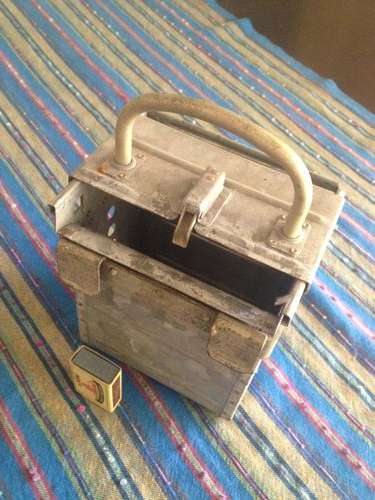 WWII B-17 FLYING FORTRESS SIDE MOUNT AMMO CAN TYPE O-1