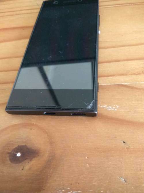 Sony Xperia XA1 Smartphone 5" 32GB 23MP rear 8MP front