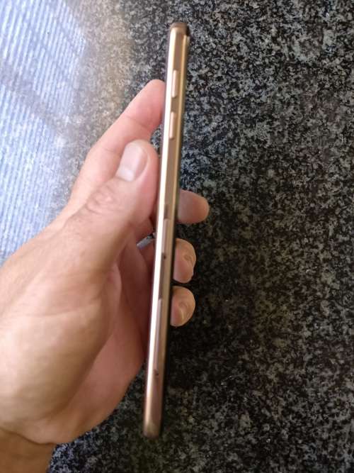 Samsung J4+ 32gb rom, 2gb ram, 13mp camera