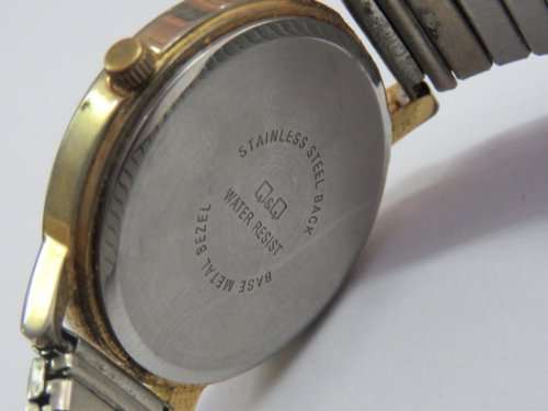 QandQ Quartz fashion watch - Working