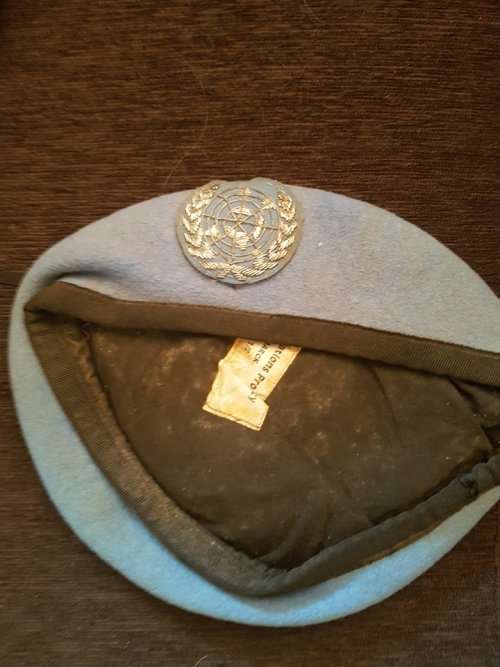 Officers United Nations beret  Original