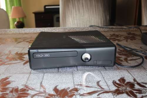 2 XBOX 360 Consoles 250 GB SLIM CONSOLES WITH 10+ GAMES, 5 CONTROLLERS AND OTHER ACCESSORIES