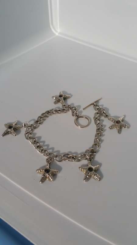 ***AKM - Handmade Silver Bracelet + 5 starfish charms***