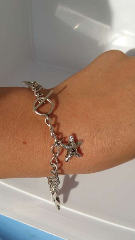 ***AKM - Handmade Silver Bracelet + 5 starfish charms***