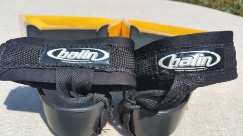 ***AKM - STEALTH S2 PRO-BODYBOARDING FINS MEDIUM SIZE PLUS BONUS BALIN FIN SAVERS***