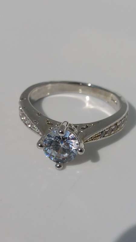 ***AKM -1 x RING SIZE 16.48MM / L SOLITAIRE 100% COSTUME FASHION JEWELLERY***