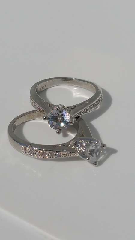 ***AKM -1 x RING SIZE 16.48MM / L SOLITAIRE 100% COSTUME FASHION JEWELLERY***