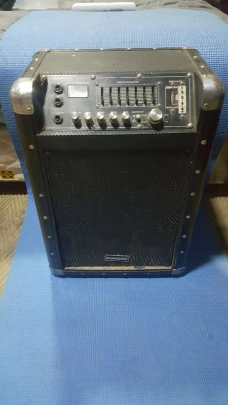 Speaker box