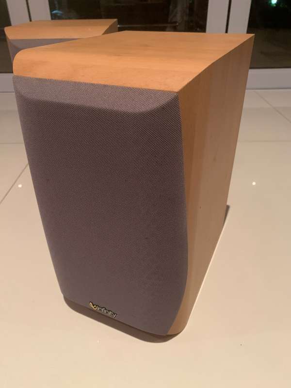 Infinity Primus 150 Bookshelf Speakers