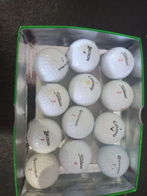 12 X Srixon Z - Star A- Grade + 50 Wooden 70 MM Tees + 1 New Srixon Z StarXV