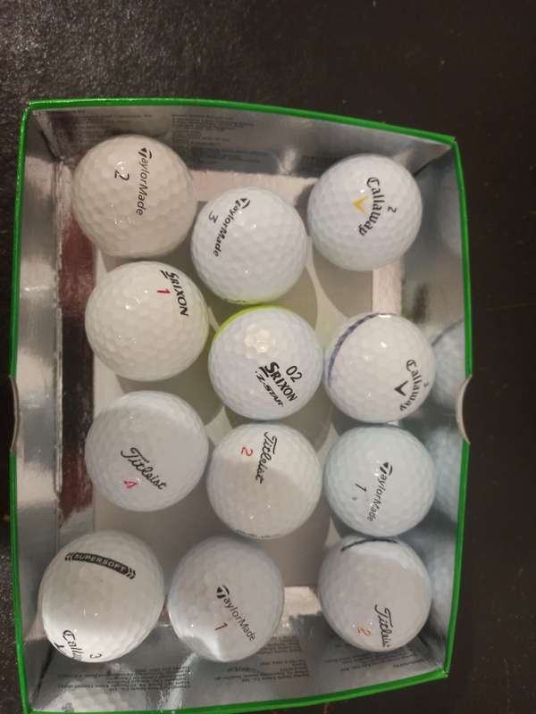 12 X Variety golf Ball Pack( A- Grade) + 50 Wooden 70 MM Tees + 1 New Srixon Z StarXV