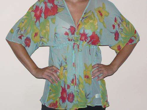 Chiffon batwing top - Size 12