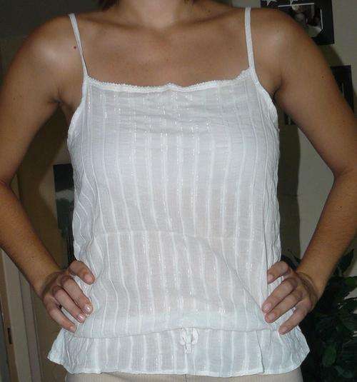 pretty stappy white cotton top with silver thread detail - size 38, but will fit 36