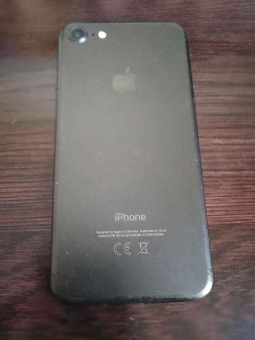 Apple iPhone 7