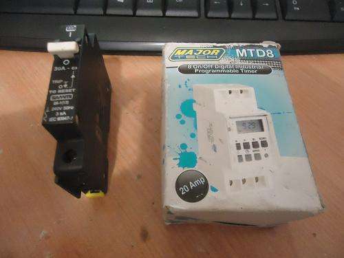 MTD8 Digital Industrial Programmable Timer For Geyser Pool Pumper + Free 30A Breaker