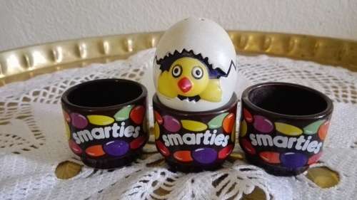 Hornsea Smarties Porcelain egg cups and a salt shaker in th form of an egg.