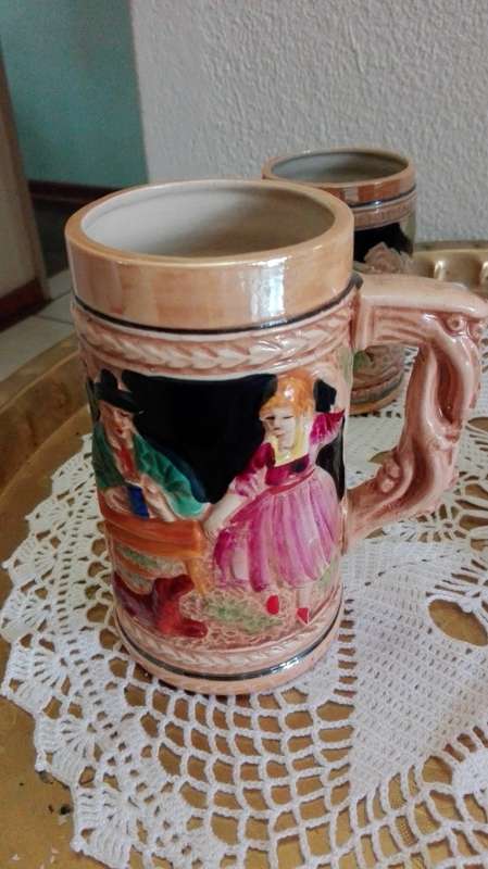 Set of 3 Stunning beer steins