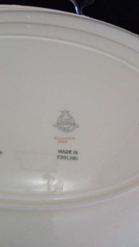 2 Stunning Crown Ducal serving plates
