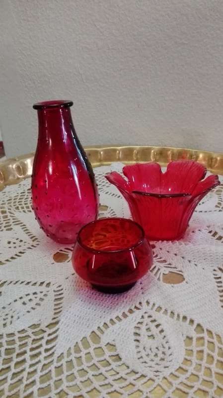 Red glass lot