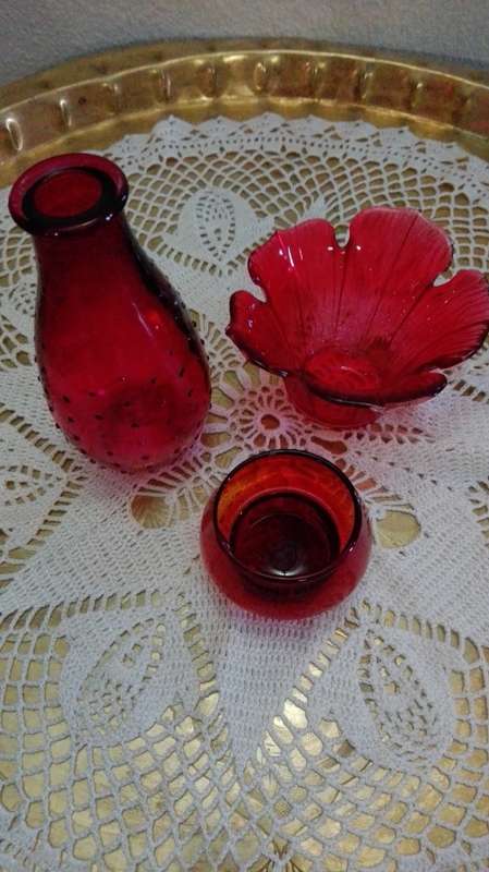 Red glass lot