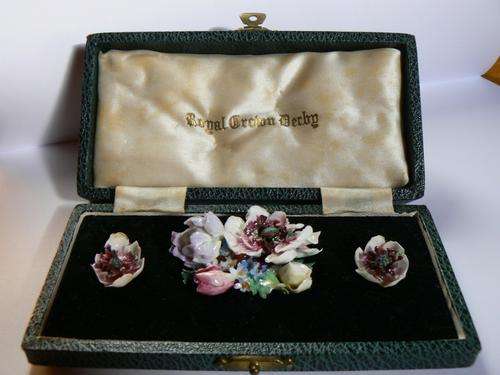 Royal Crown Derby Broach and earing set, boxed Crazy R1 Start!!