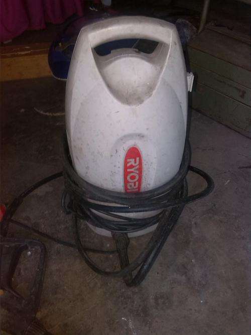 Ryobi Pressure cleaner
