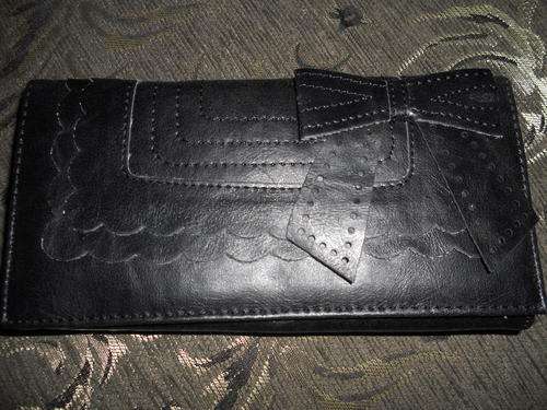 ***Black ladies purse****