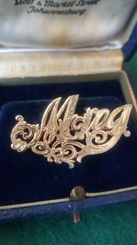 Antique 9ct Rose Gold "Meg" Brooch - (5g)