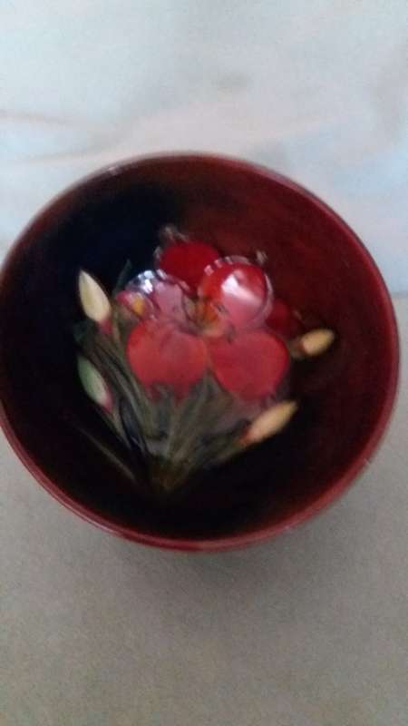Vintage Moorcroft Hibiscus Flambe Footed Bowl