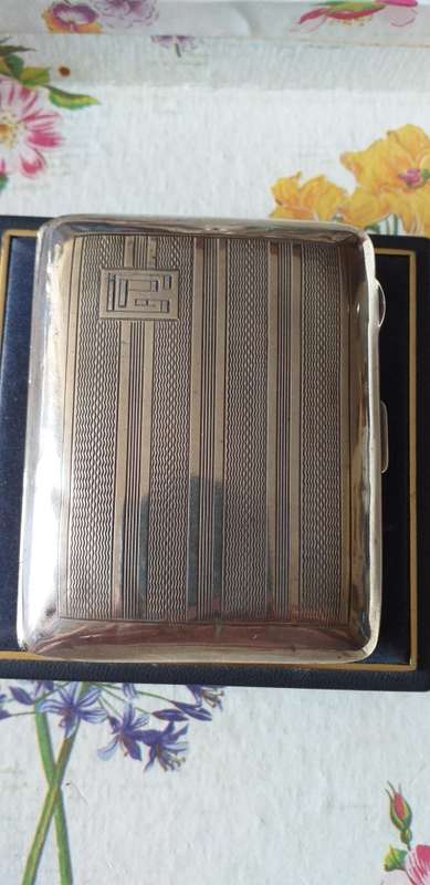 Vintage Art Deco Hallmarked Silver Cigarette Case - (1931) - ( 55.6g)