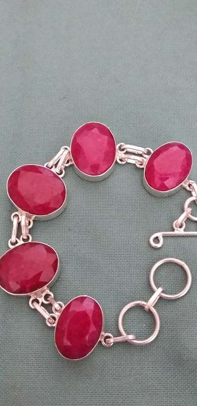 Ruby Quartz Gemstone Link Bracelet
