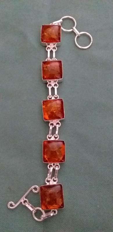 Square Cut Synthetic Amber Link Bracelet