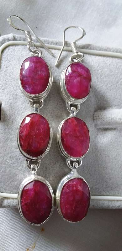 A Pair Of Genuine Ruby Quartz Gemstone Earrings