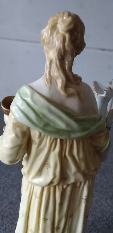 Rare Antique 19thc Berlin KPM Porcelain Figurine Of A Goddess