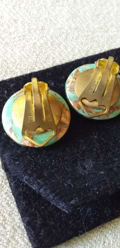 A Pair Vintage Murano Glass Clip On Earrings
