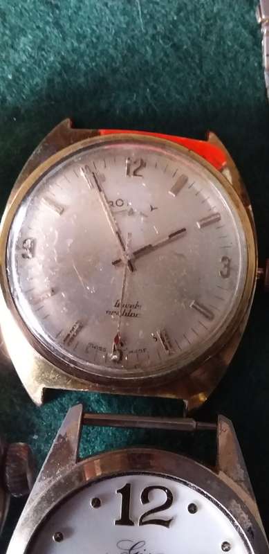 Job Lot Of Four Vintage Men`s Wrist Watches For Spares Or Repairs - (All Not Working)