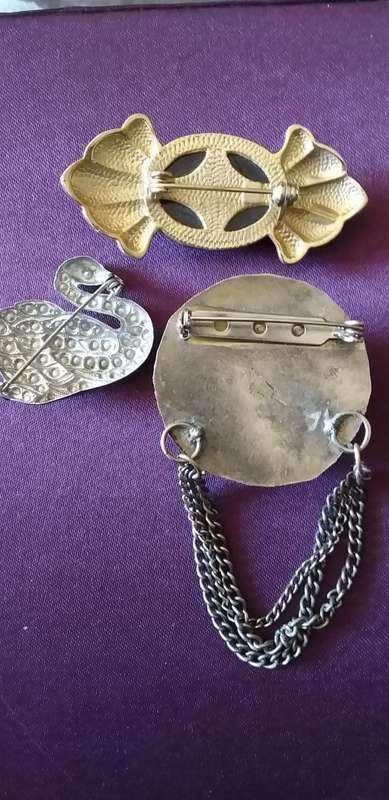 Job Lot Of  Three Vintage Brooches - (1 bid )
