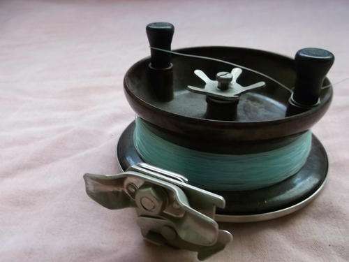 Alvey side cast reel