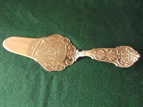 A Silkema ( Norwegian ) 90 Silver Plated Pastry/Cake Lifter
