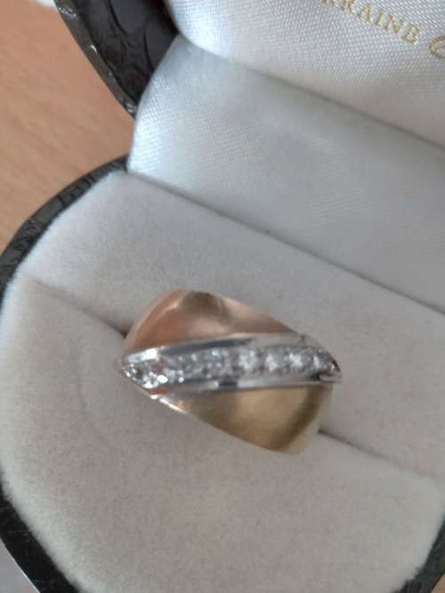 Vintage 18ct Gold And Diamond Ring