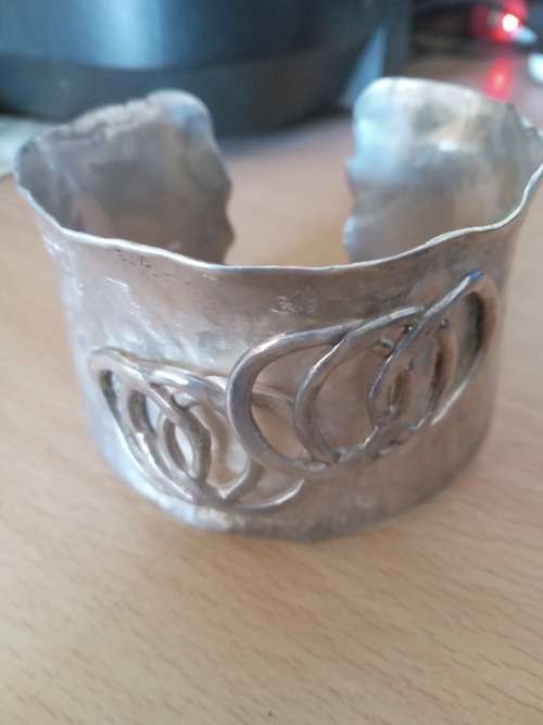 Large Heavy Vintage Sterling Silver Cuff Bangle - (71.3g)