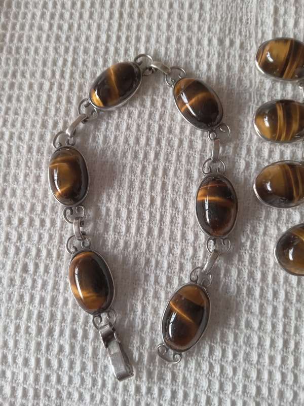 A Set Of Vintage Sterling Silver And Tiger's Eye Items