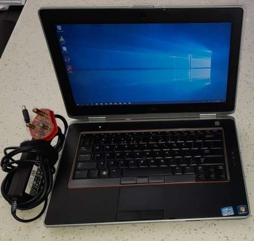 Dell Laptop  i5 2nd  Gen ** Grab a Bargain**