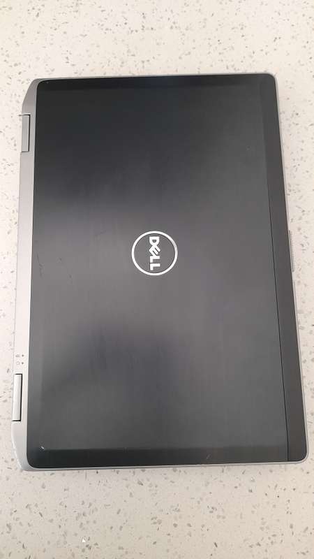 Dell Laptop  i5 2nd  Gen ** Grab a Bargain**