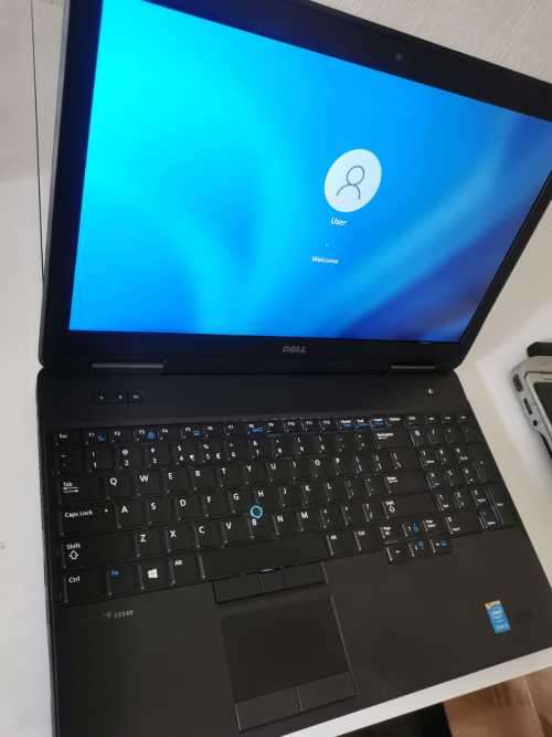 Dell Laptop  i5 4th Gen 15.6` 8GB Ram Grab a Crazee Hot Deal ** PRICE DROP REDUCED TO CLEAR**