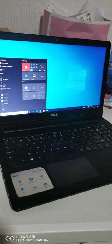 DELL i7 Laptop 8th Gen **Grab a Bargain**
