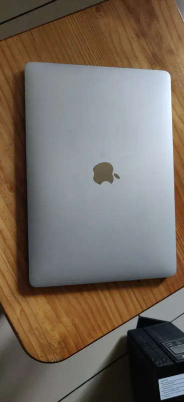 Apple Macbook Retina Touchbar 256ssd 8 gb Ram  Demo Like Condition **Grab it NOW** Low Battery cycle