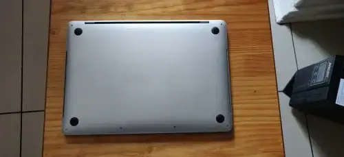 Apple Macbook Retina Touchbar 256ssd 8 gb Ram  Demo Like Condition **Grab it NOW** Low Battery cycle